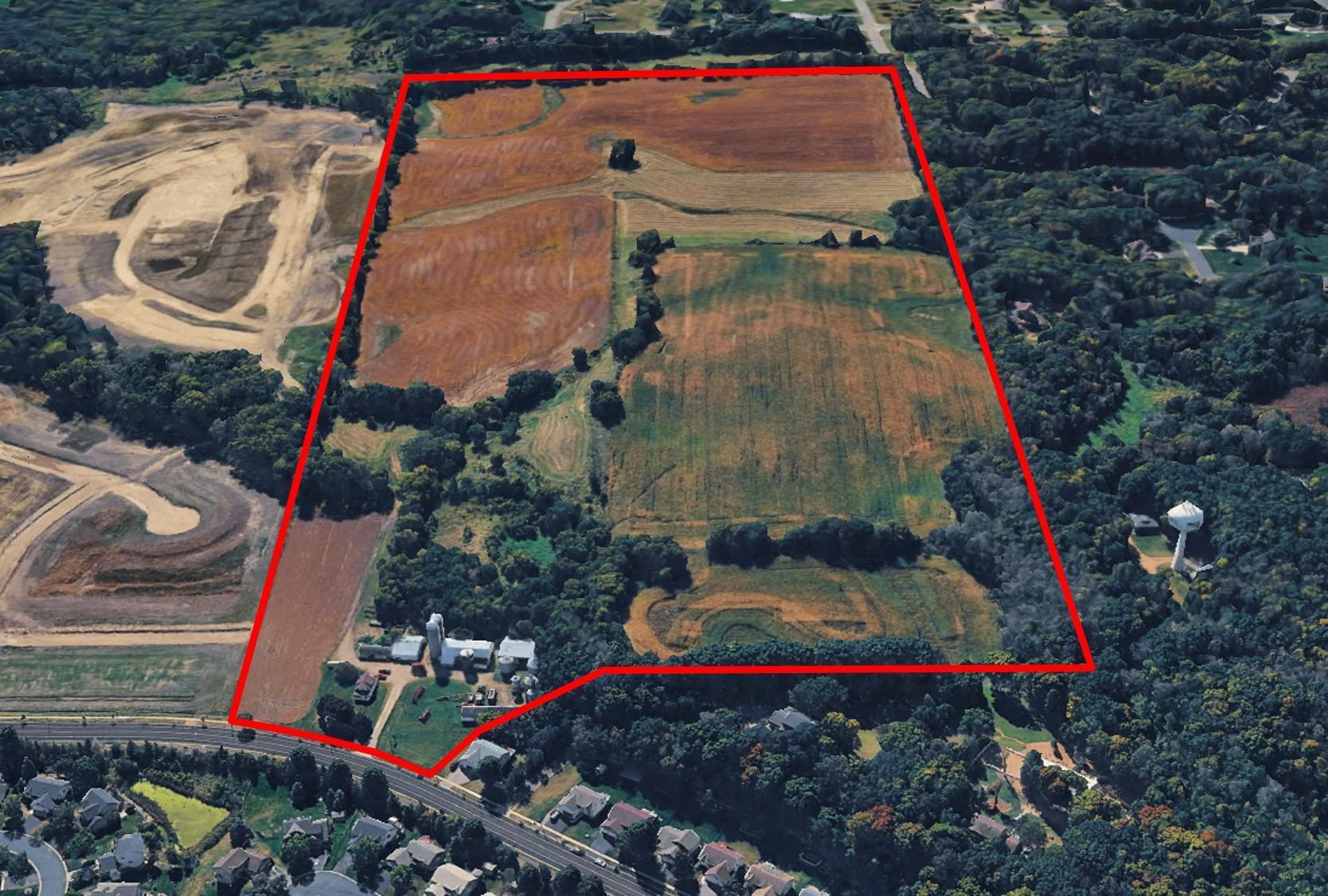 2468 Valley View Aerial 4.jpg