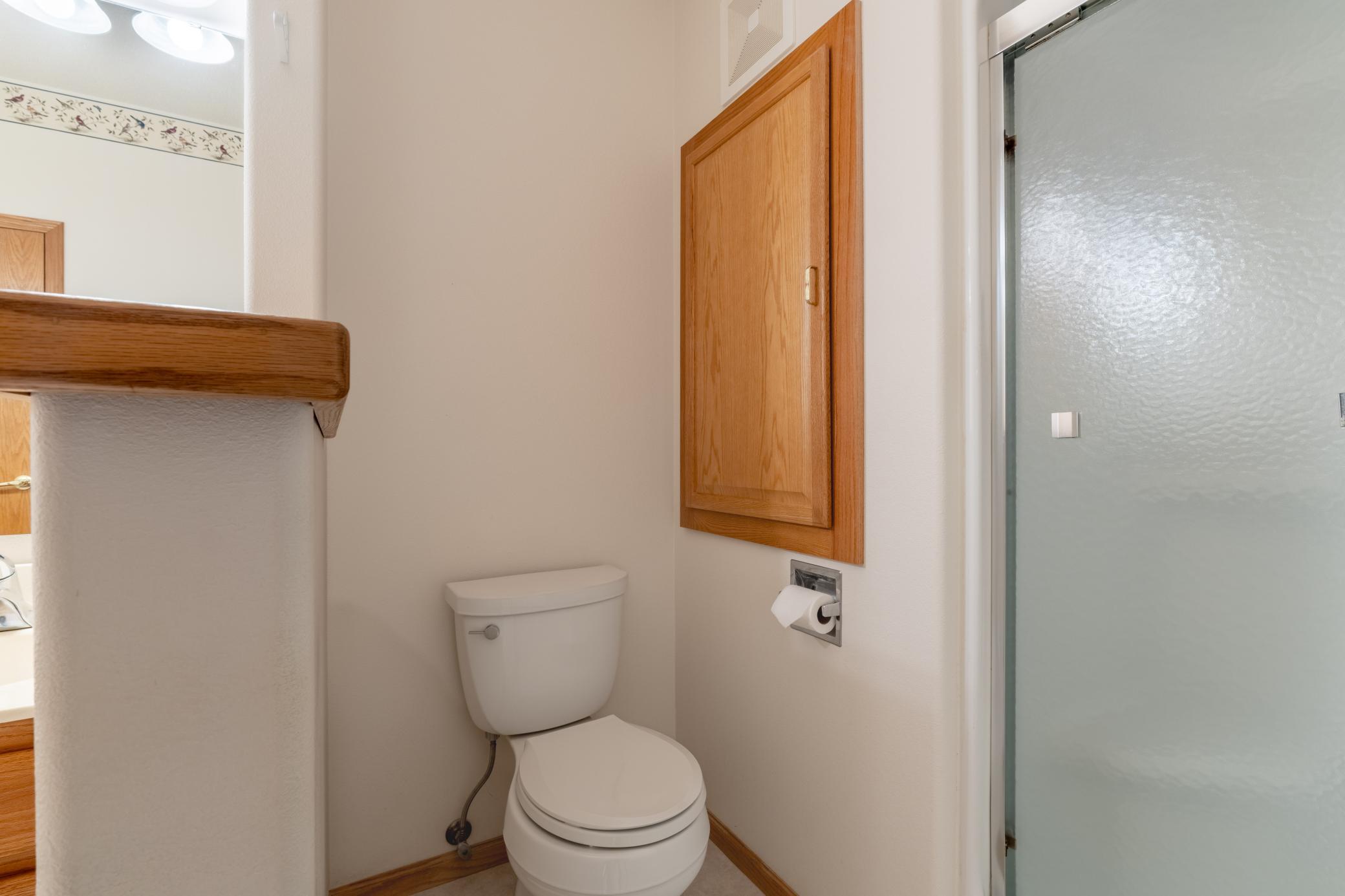 Primary Bathroom.jpg