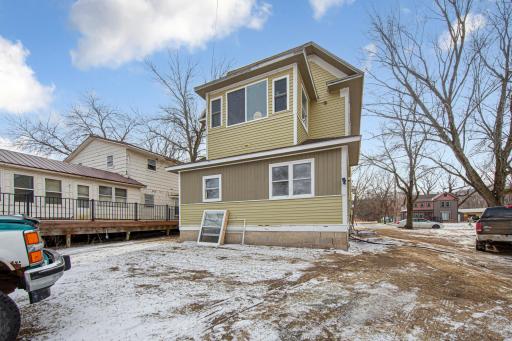 215 Front Street E, Redwood Falls, MN 56283
