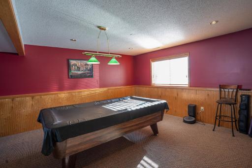 210 8th Avenue NW, Plainview, MN 55964