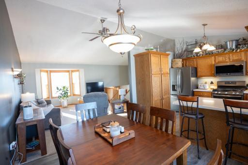 210 8th Avenue NW, Plainview, MN 55964