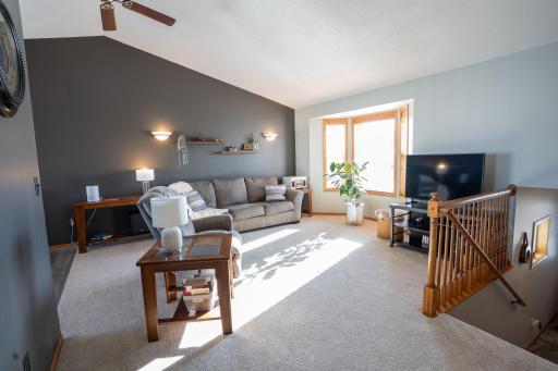 210 8th Avenue NW, Plainview, MN 55964