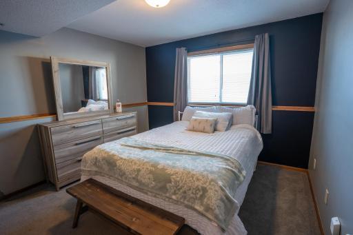 210 8th Avenue NW, Plainview, MN 55964