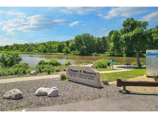 Mooers Park is a small riverside park on Grey Cloud Island, located just a couple minutes from the neighborhood! The park is popular for fishing, birdwatching, and a great launch spot for kayaks and canoes. You can even rent kayaks here!