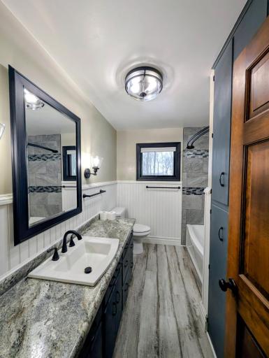 6005 30th Avenue SW, Montevideo, MN 56265