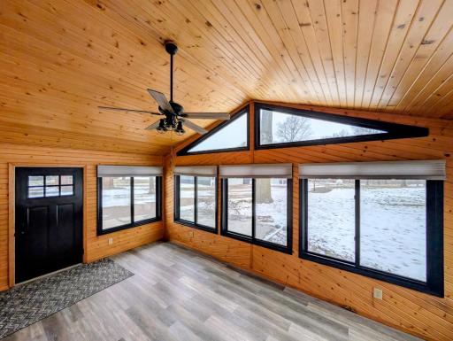 6005 30th Avenue SW, Montevideo, MN 56265