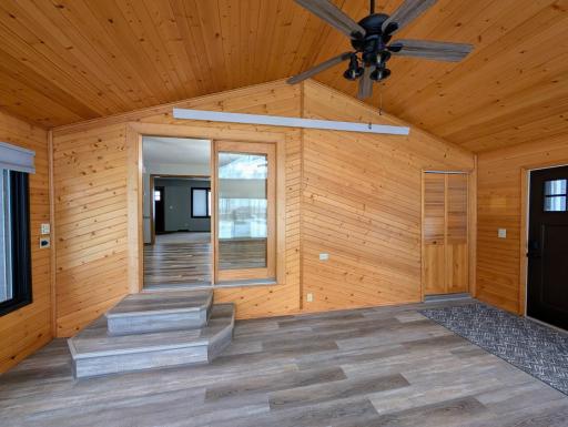 6005 30th Avenue SW, Montevideo, MN 56265