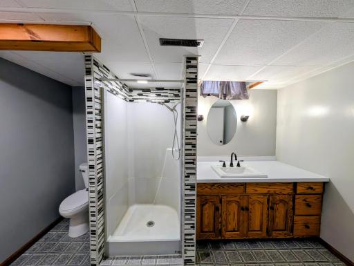 6005 30th Avenue SW, Montevideo, MN 56265