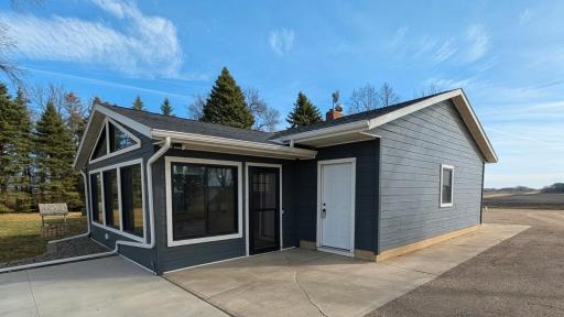 6005 30th Avenue SW, Montevideo, MN 56265
