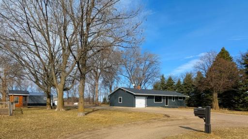 6005 30th Avenue SW, Montevideo, MN 56265