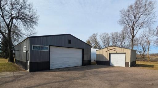6005 30th Avenue SW, Montevideo, MN 56265