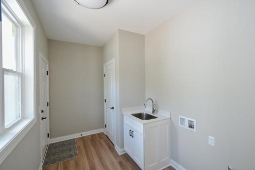 5542 Cannon Dale Court, Red Wing, MN 55066