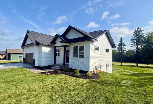 5542 Cannon Dale Court, Red Wing, MN 55066