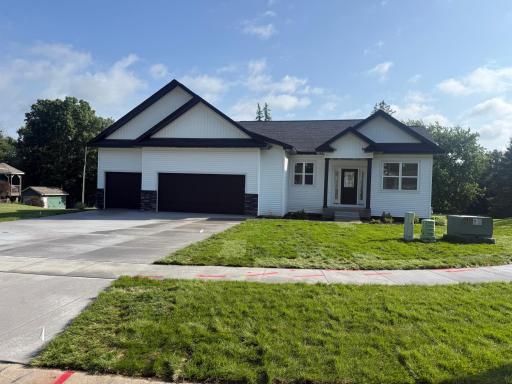 5542 Cannon Dale Court, Red Wing, MN 55066