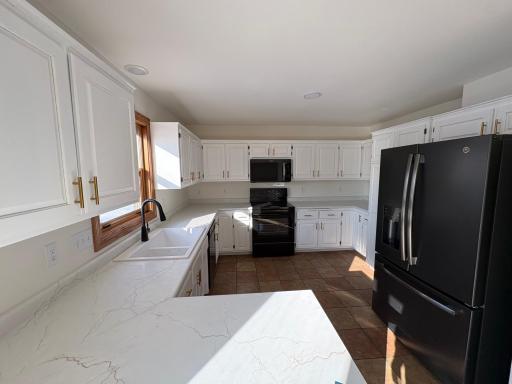 2424 Briar Oakes Boulevard, Monticello, MN 55362
