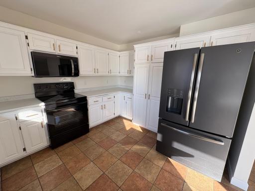 2424 Briar Oakes Boulevard, Monticello, MN 55362