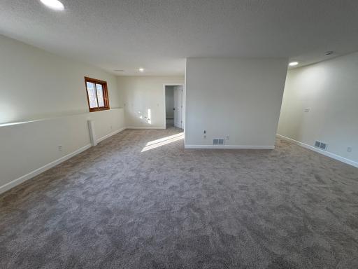2424 Briar Oakes Boulevard, Monticello, MN 55362