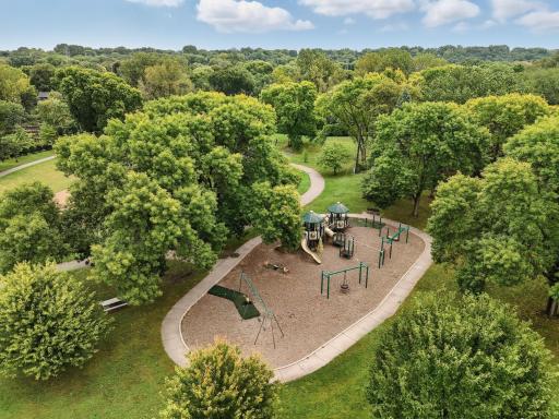 5512 Hillside Court, Edina, MN 55439