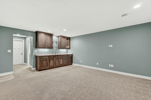 Lower level wet bar.jpg