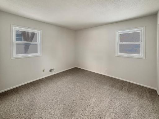 6648 4th Street N, Saint Paul, MN 55128