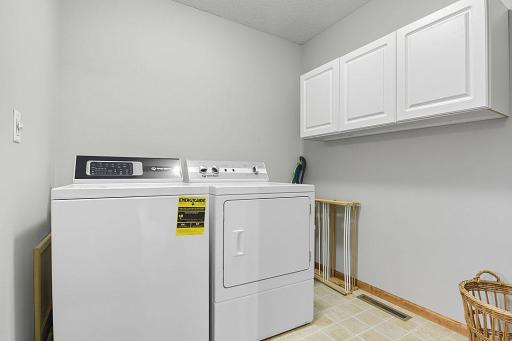 1108 Mockingbird Loop, Sartell, MN 56377