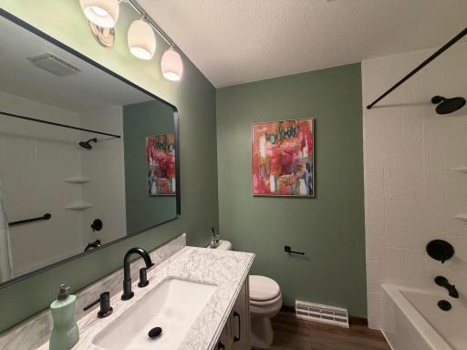 Beautifully Updated Full Bath