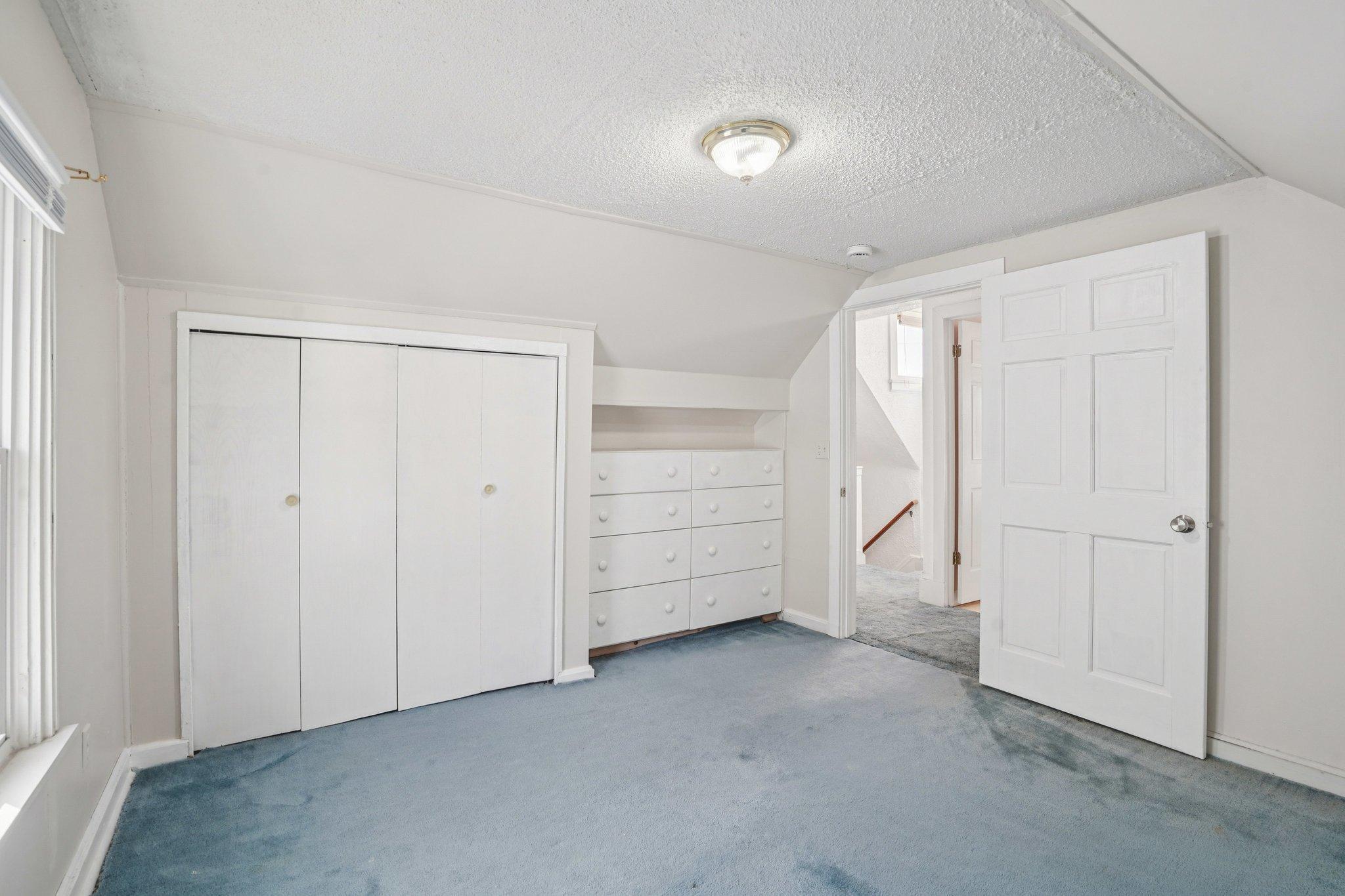 18-web-or-mls-Forest Street-S2403-018.jpg