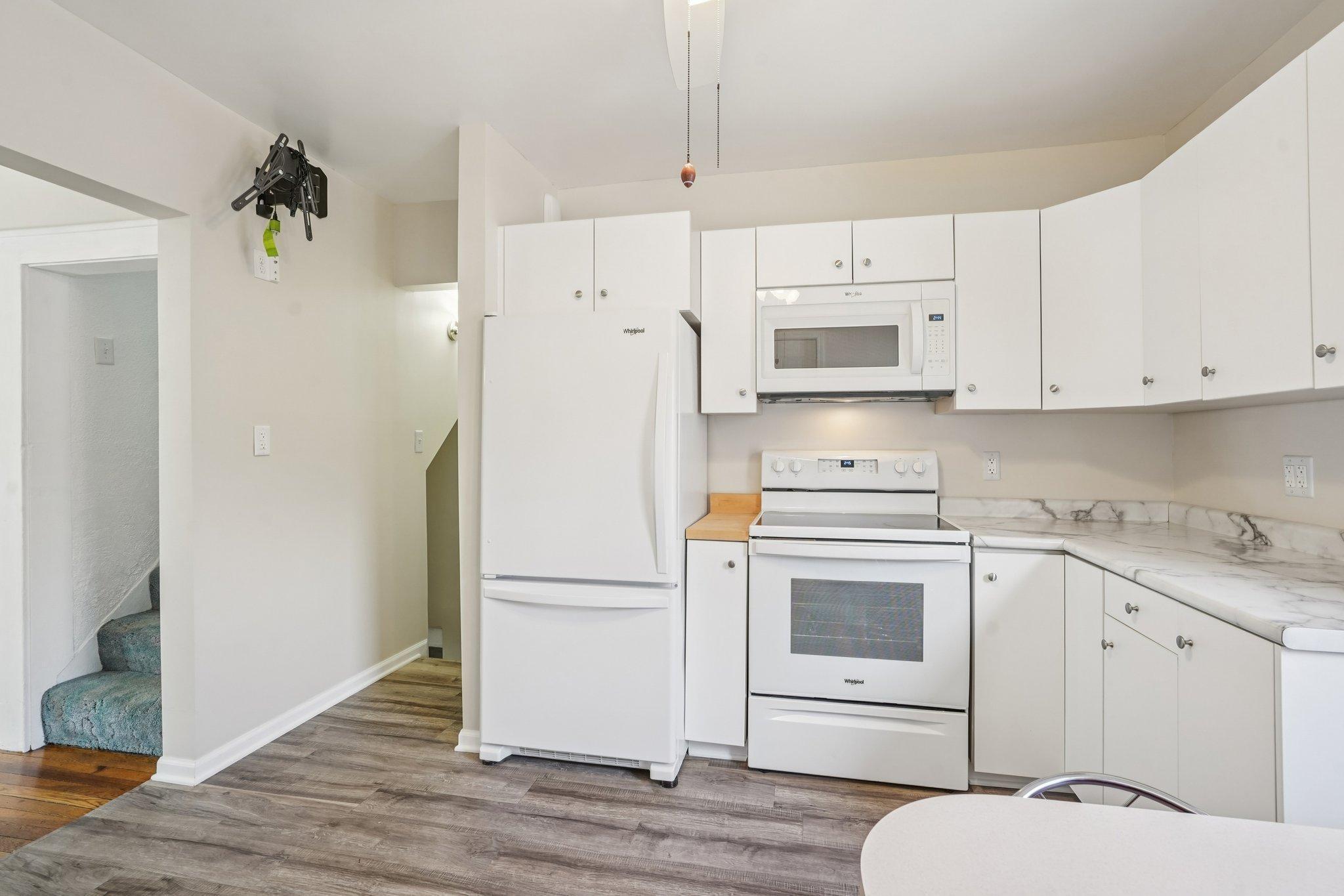 33-web-or-mls-Forest Street-S2503-1-004.jpg