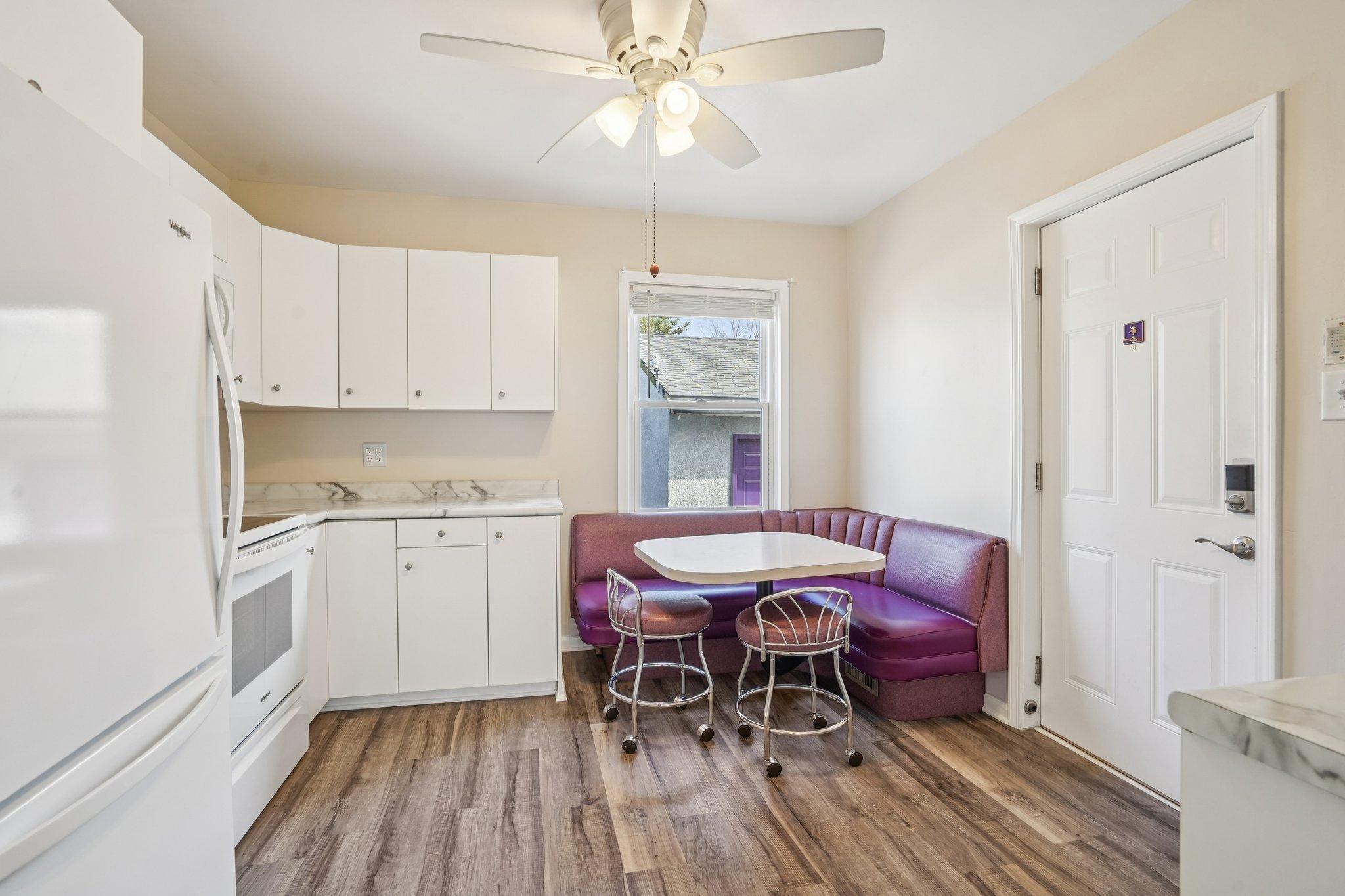 30-web-or-mls-Forest Street-S2503-1-001.jpg