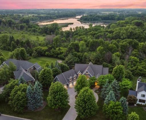 9726 Whistling Valley Road, Lake Elmo, MN 55042
