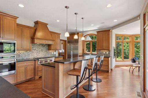 9726 Whistling Valley Road, Lake Elmo, MN 55042