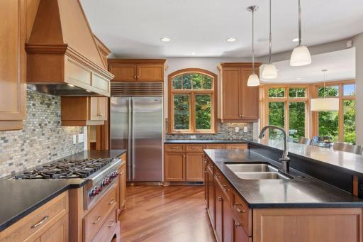 9726 Whistling Valley Road, Lake Elmo, MN 55042