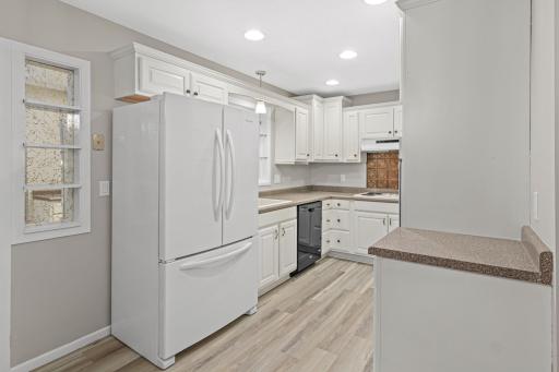 35 Knollwood Street-9.jpg