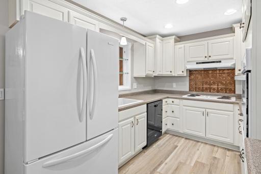 35 Knollwood Street-10.jpg