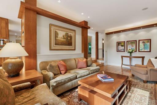 100 Black Oaks Lane N, Wayzata, MN 55391