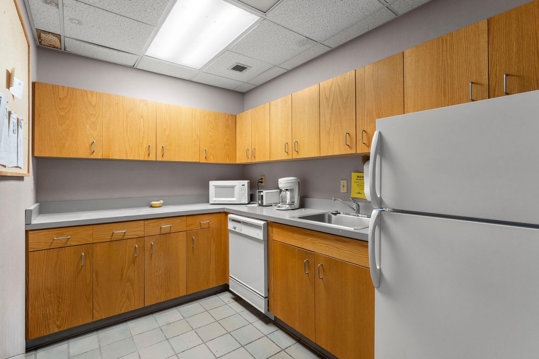 39-web-or-mls-102 N Washington St-163.jpg