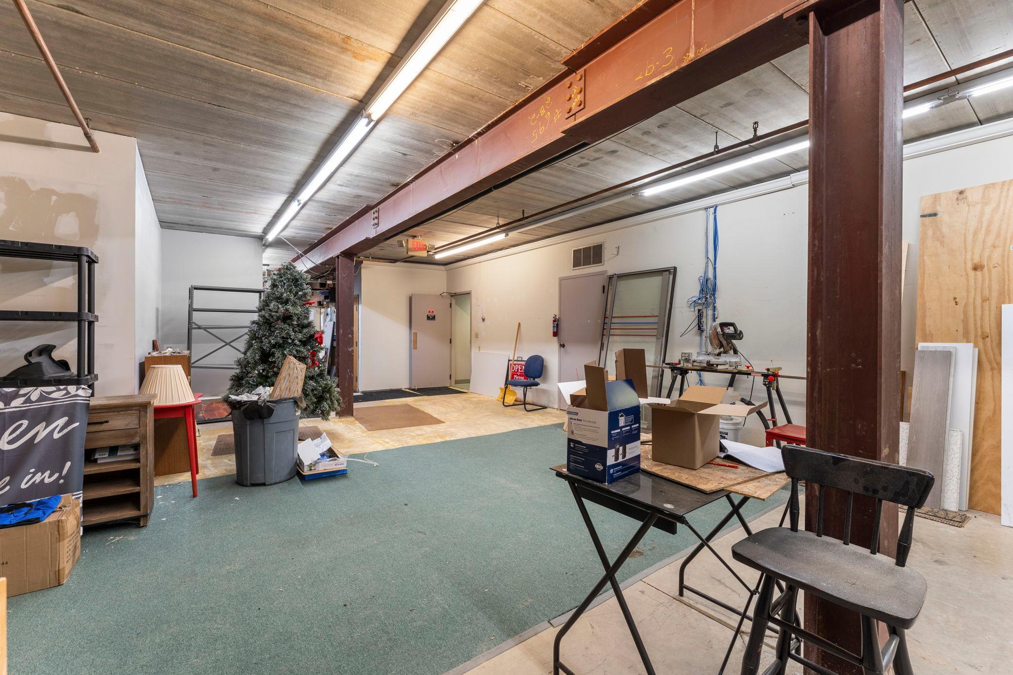 30-web-or-mls-102 N Washington St-118.jpg