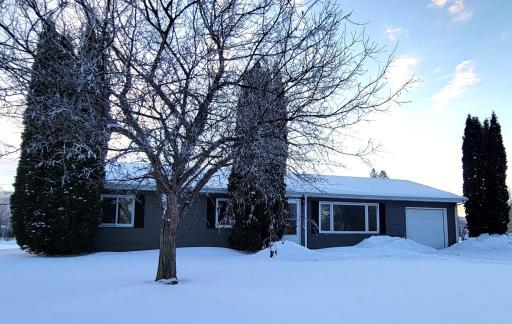 Photo for 412 E Hamilton Avenue, Baudette, MN 56623 - listing #7005939 412 E Hamilton Avenue, Baudette, MN 56623