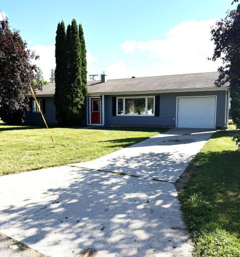 412 E Hamilton Avenue, Baudette, MN 56623