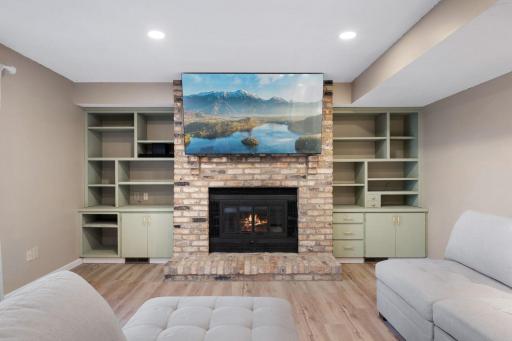 7686 Blackwell Court N, Inver Grove Heights, MN 55076