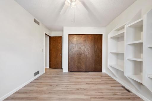 7686 Blackwell Court N, Inver Grove Heights, MN 55076