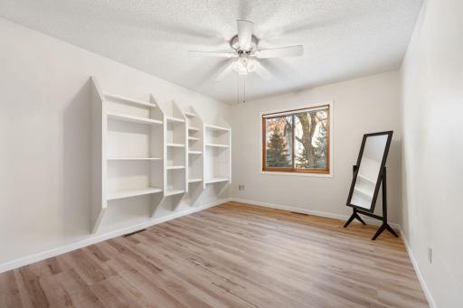 7686 Blackwell Court N, Inver Grove Heights, MN 55076