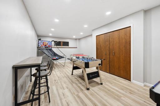 7686 Blackwell Court N, Inver Grove Heights, MN 55076