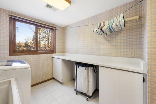 7686 Blackwell Court N, Inver Grove Heights, MN 55076