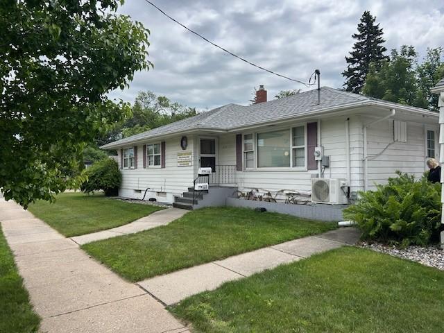 1115 Exterior