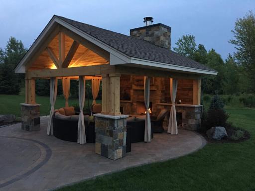 12581 22nd Street N, Stillwater, MN 55082