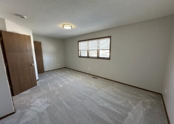 17553 Ionia Path, Lakeville, MN 55044