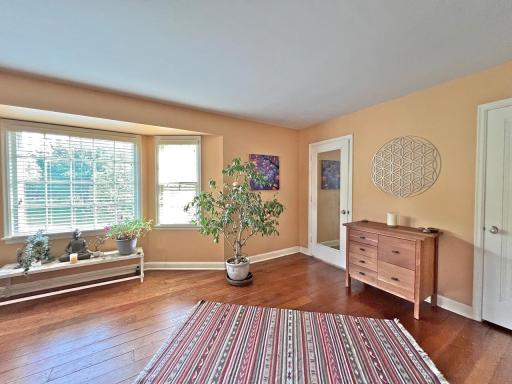 999 Nebraska Avenue W, Saint Paul, MN 55117