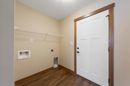 804 2nd St SE, Dodge Center, MN 55927