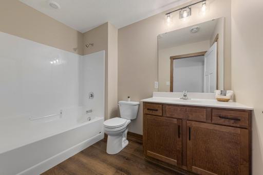 804 2nd St SE, Dodge Center, MN 55927
